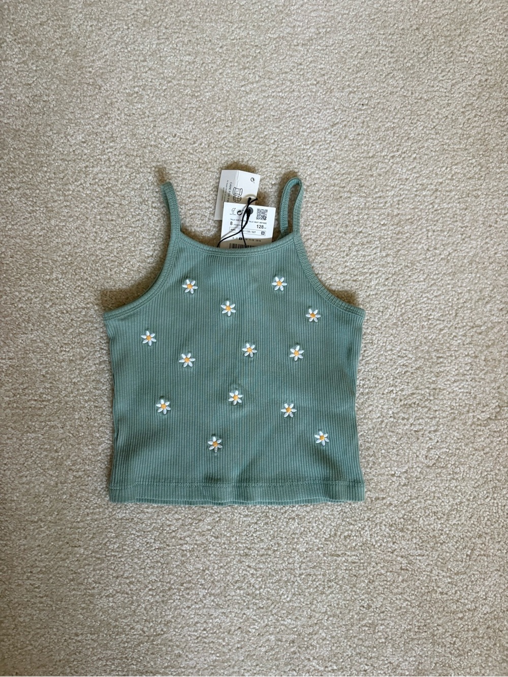 Green Ribbed Tank with White Daisy Embroidery